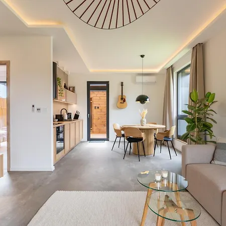 Natur Lodge Tiszafuered Holiday home