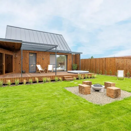 Natur Lodge Tiszafuered * Tiszafured