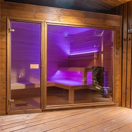 Natur Lodge Tiszafuered *
