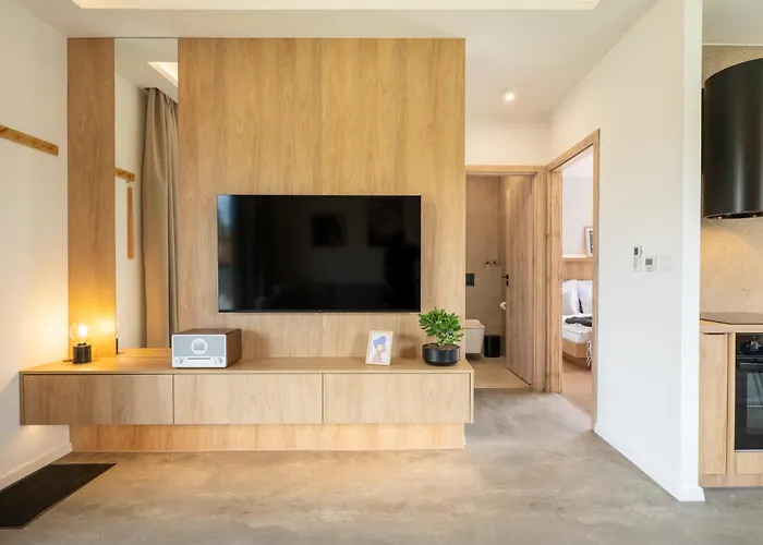 Natur Lodge Tiszafuered Vakantiehuis *