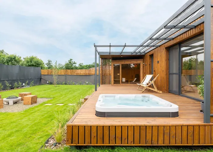 Natur Lodge Tiszafuered *