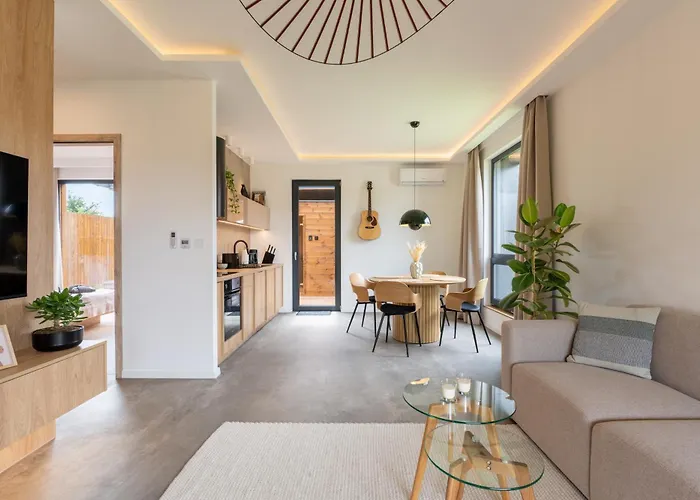 Natur Lodge Tiszafuered Vakantiehuis