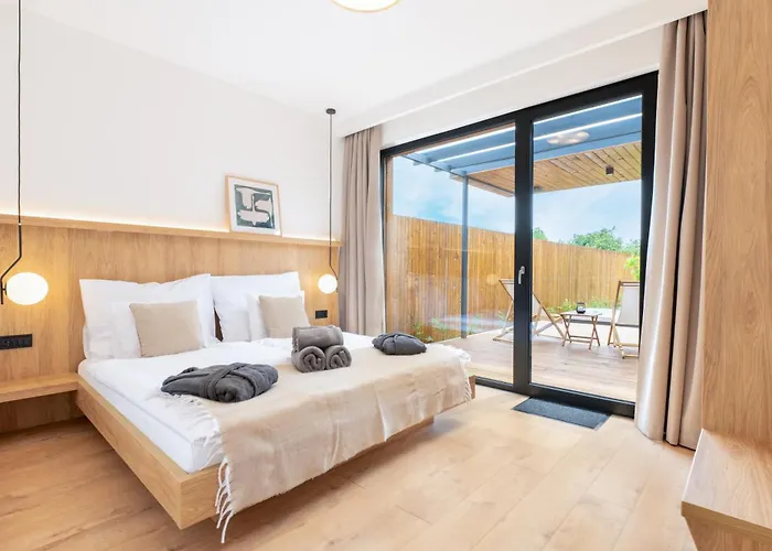 Natur Lodge Tiszafuered Vakantiehuis *