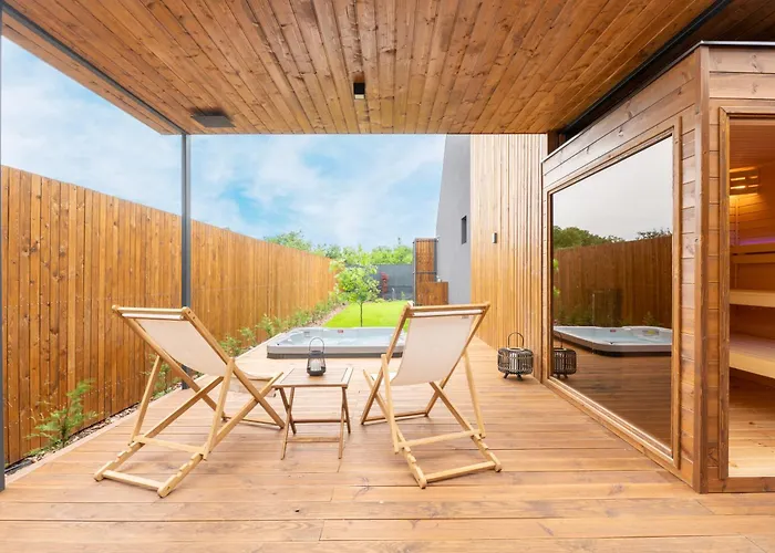 Natur Lodge Tiszafuered Vakantiehuis