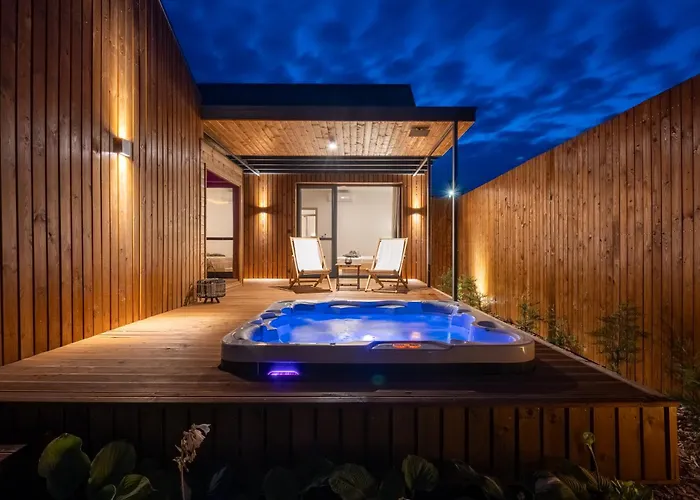 Natur Lodge Tiszafuered